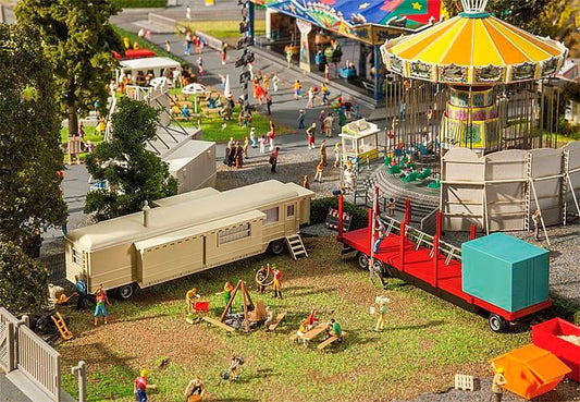 HO Fairground Caravan Set I