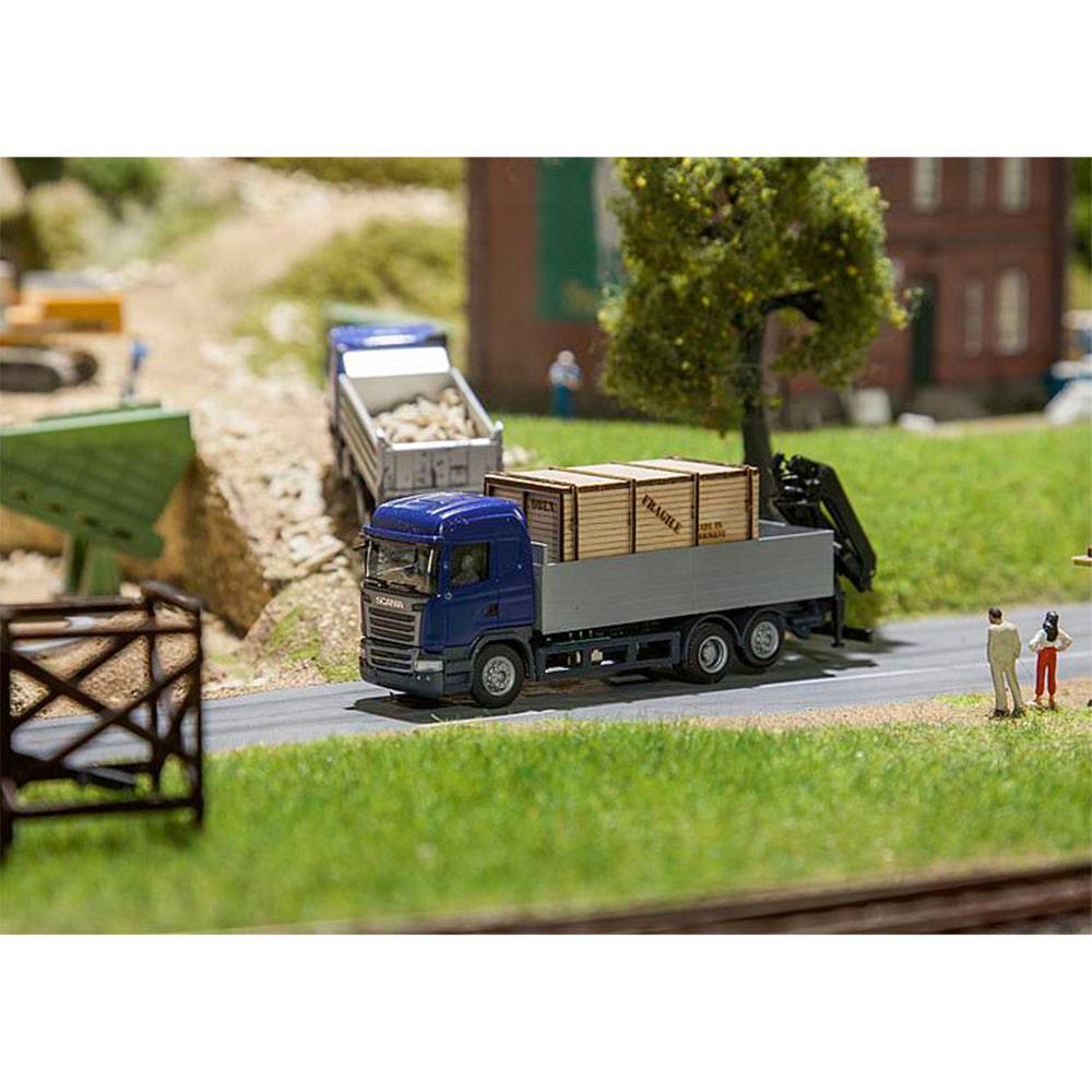 Lorry Scania R 13 HL Platform with wooden crate HERPA