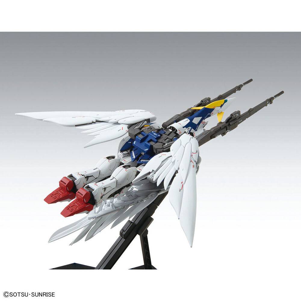 1/100 WING GUNDAM ZERO CUSTOM