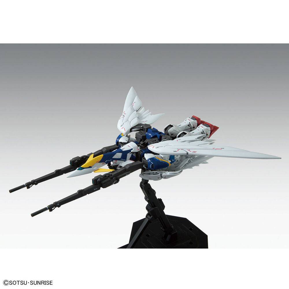 1/100 WING GUNDAM ZERO CUSTOM