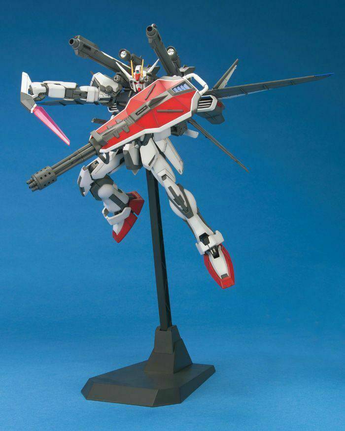 MG 1/100 STRIKE GUNDAM + IWSP