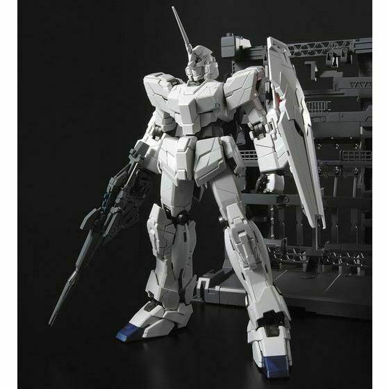 MG 1/100 UNICORN GUNDAM SCREEN IMAGE SPECIAL