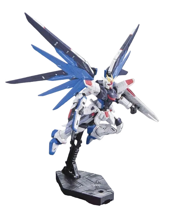 RGÂ 1/144Â FREEDOM GUNDAM