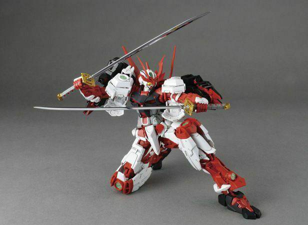 MG 1/100 SENGOKU ASTRAY GUNDAM