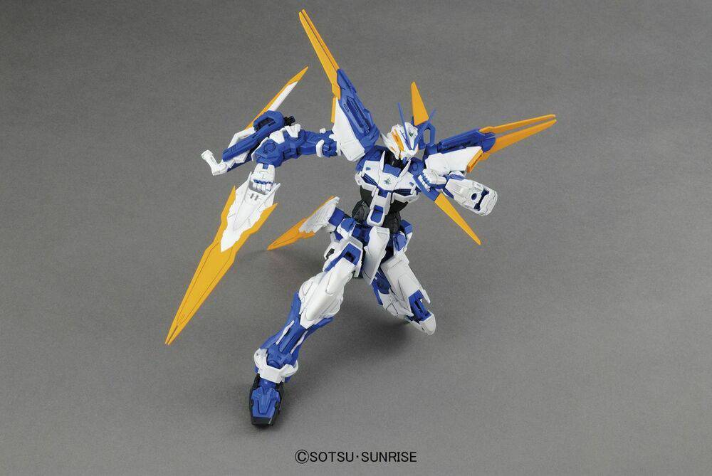 MG 1/100 GUNDAM ASTRAY BLUE FLAME D