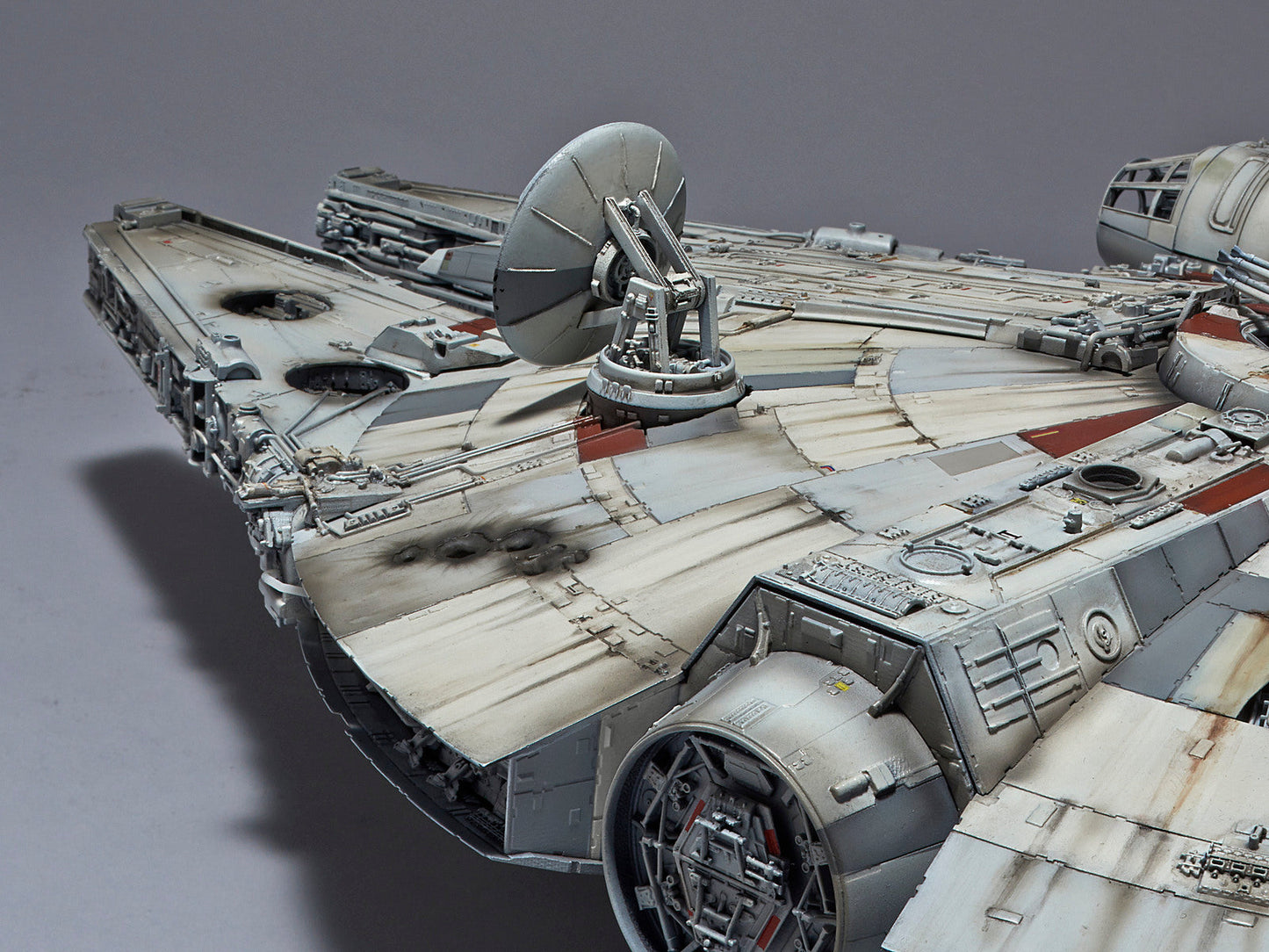 PG 1/72 STAR WARS MILLENNIUM FALCON