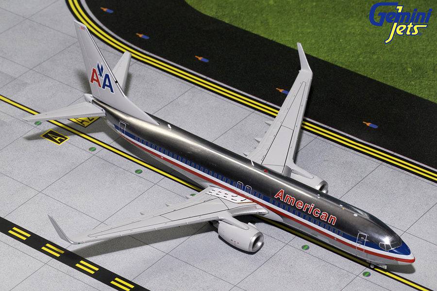 1/200 American Airline B737-800W