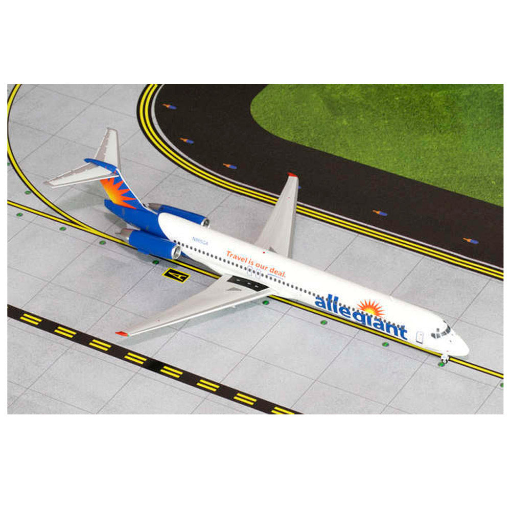 1/200 MD80 AllegiantN865GA