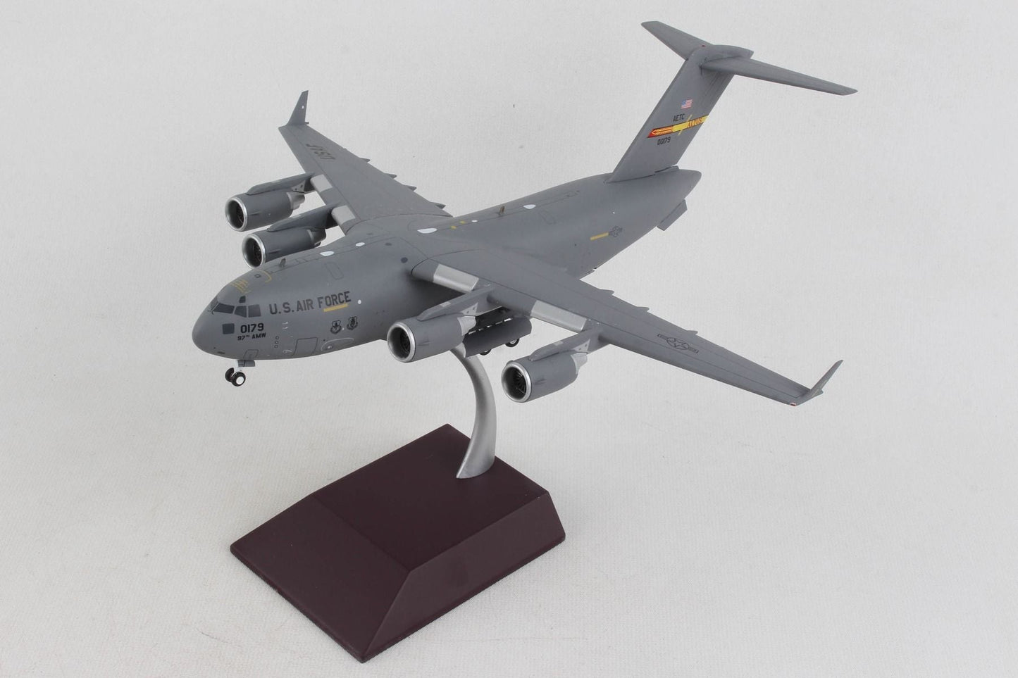 1/200 U.S. Air Force C-17A Globemaster III 00-0179 Altus Air Force Base