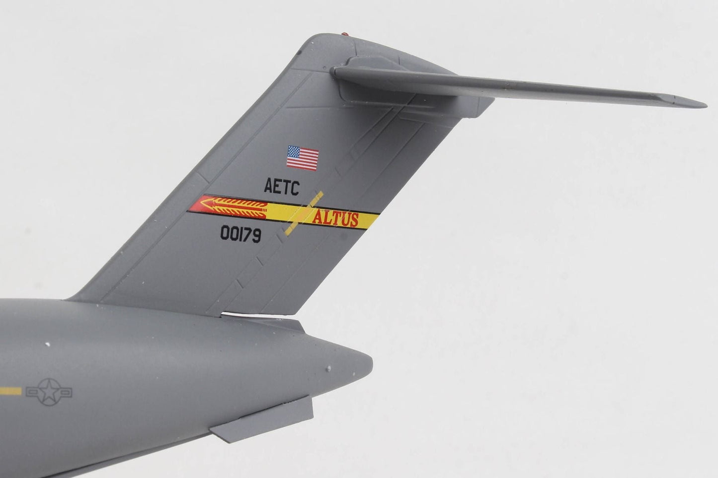 1/200 U.S. Air Force C-17A Globemaster III 00-0179 Altus Air Force Base