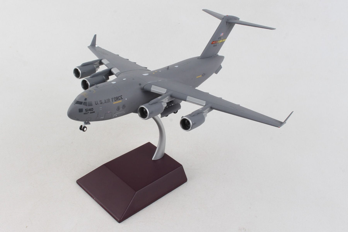 G2AFO1059 1/200 U.S. Air Force C-17A Globemaster III 05-5140 March ARB