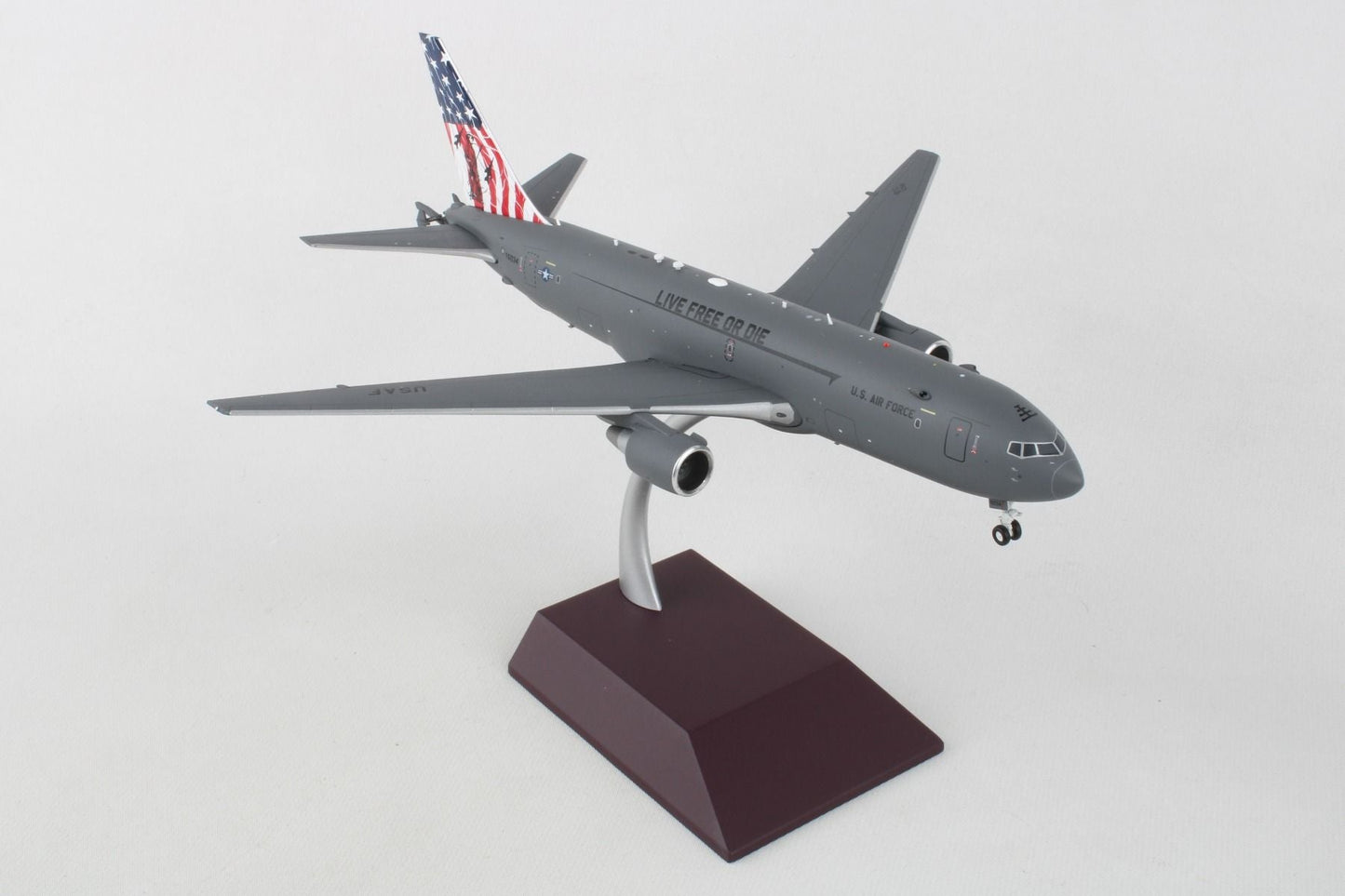 1/200 USAF KC-46A Pegasus 17-46034 New Hampshire ANG