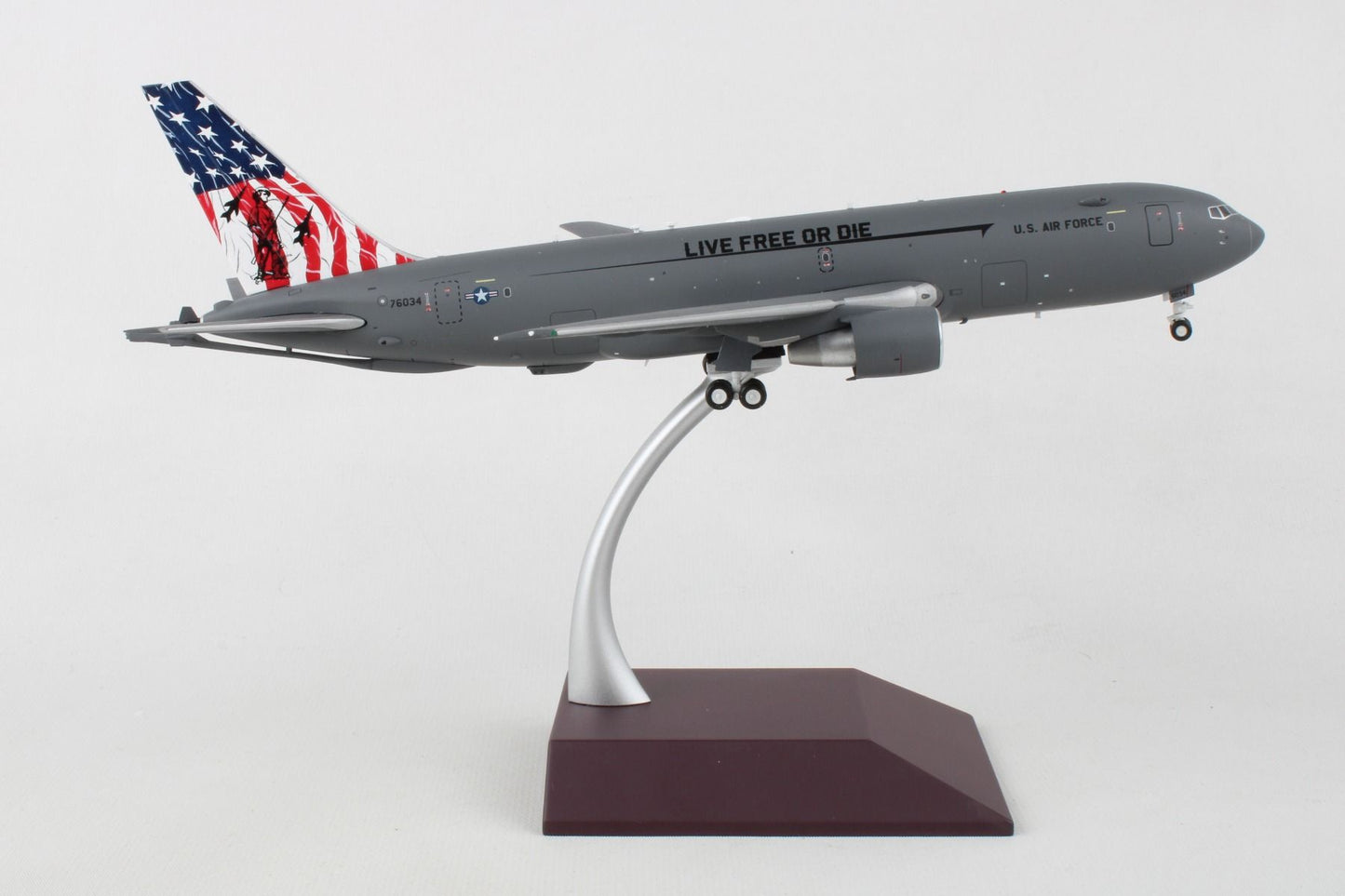 1/200 USAF KC-46A Pegasus 17-46034 New Hampshire ANG