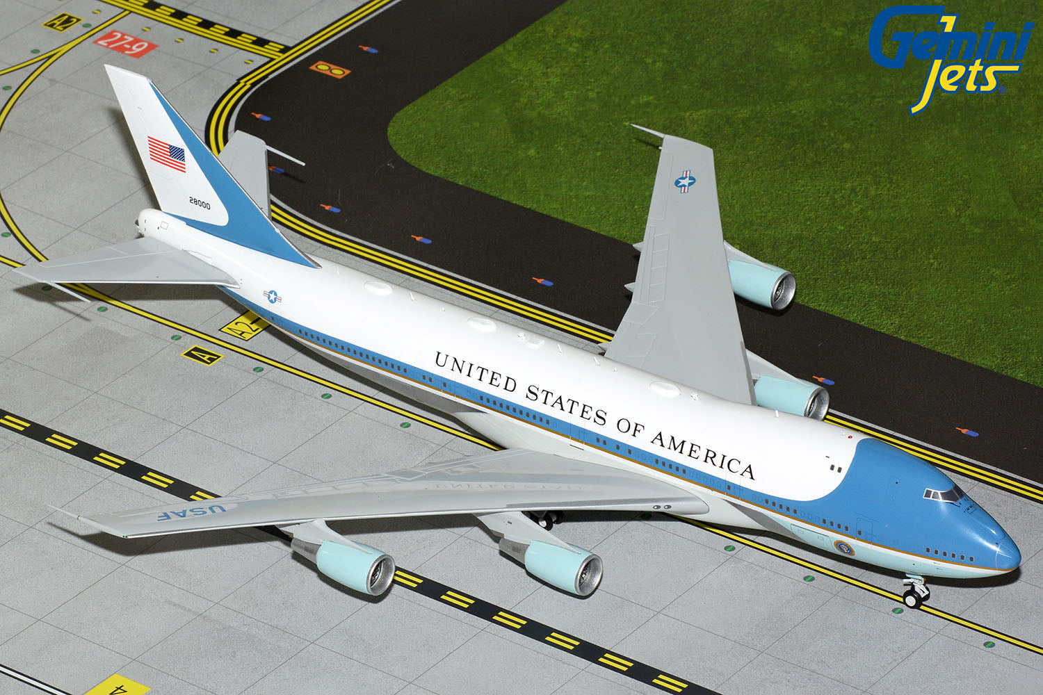 1/200 U.S. Air Force VC-25A 82-8000 "Air Force One" with New Antenna Array