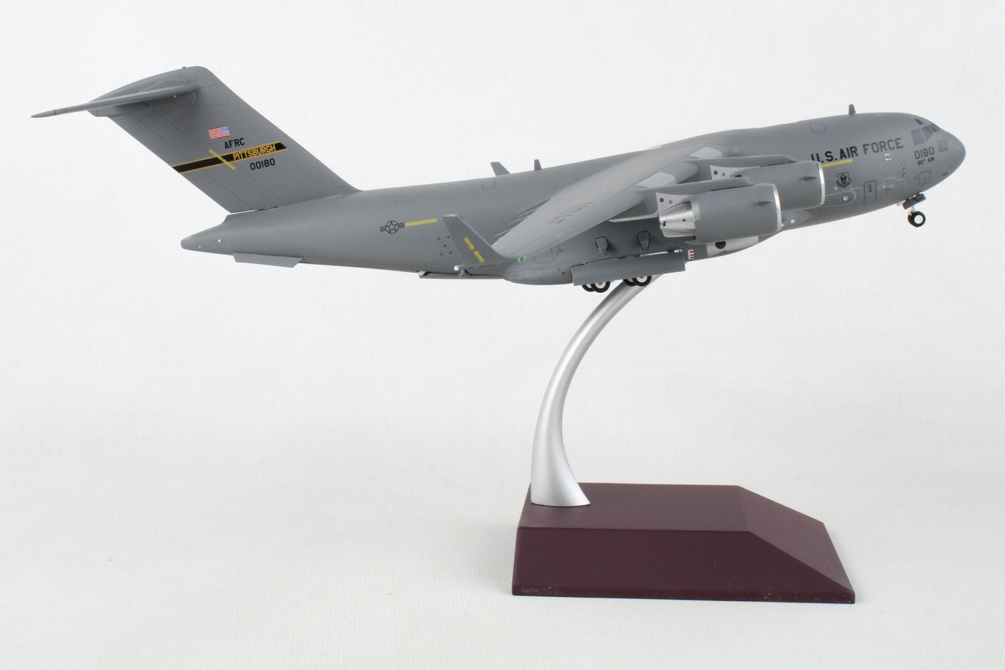 1/200 U.S. Air Force C-17A Globemaster III 00-0180 Pittsburgh ARS