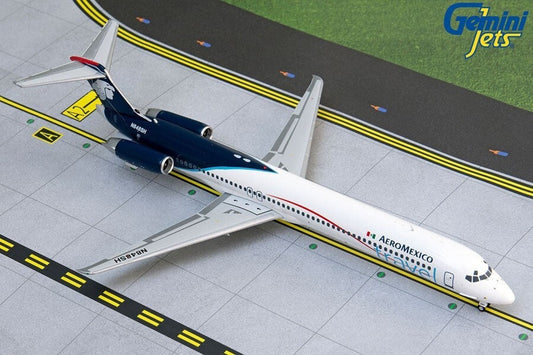 1/200 Aeromexico Travel MD-83