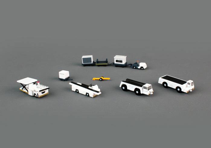 1/200 Airport Service Equipment Set