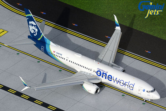 1/200 Alaska Airlines B737-900ER N487AS oneworld livery w/ flaps down