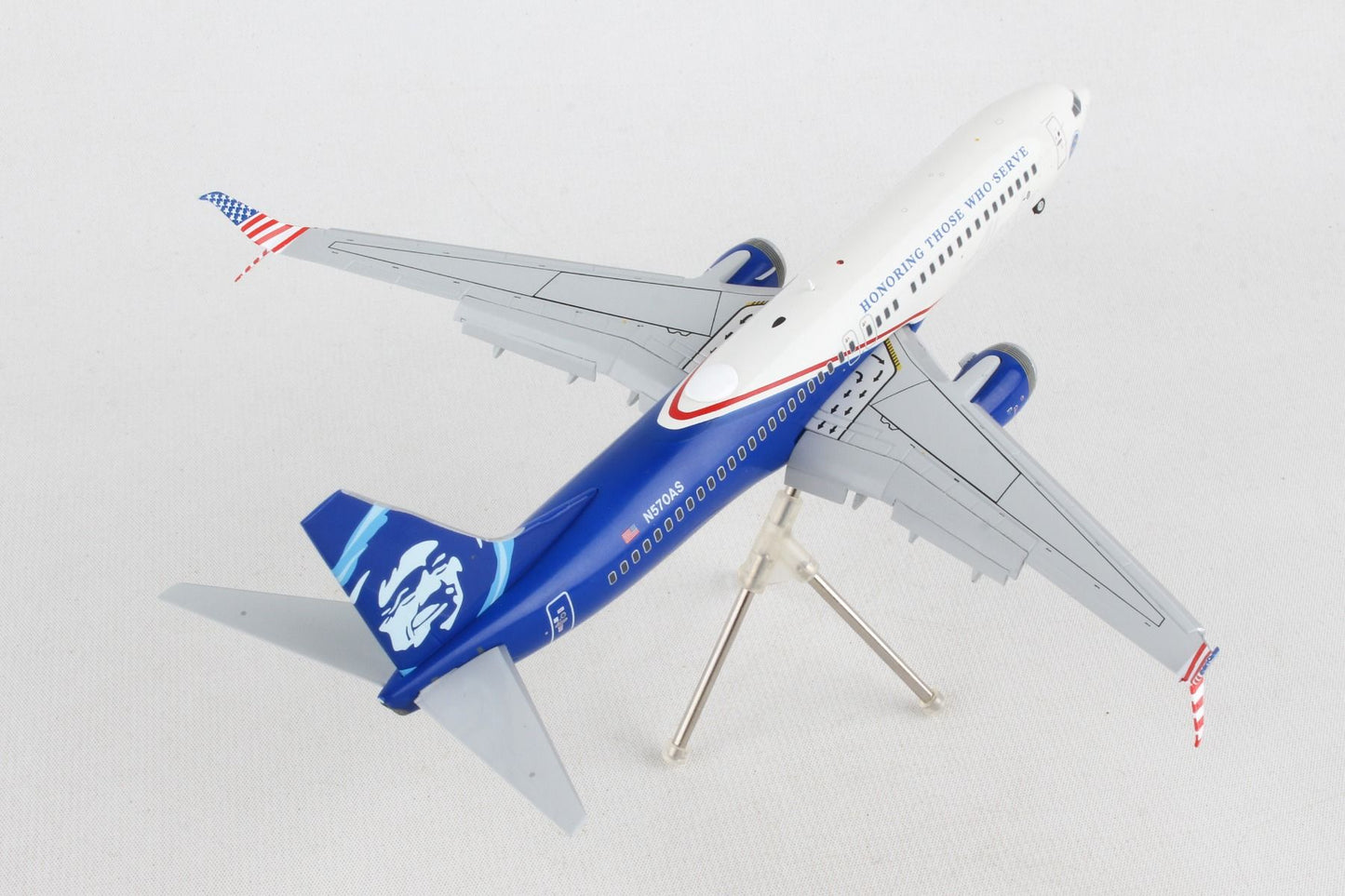 1/200 Alaska Airlines B737-800 "Honoring Those Who Serve" (Flaps Down) N570AS