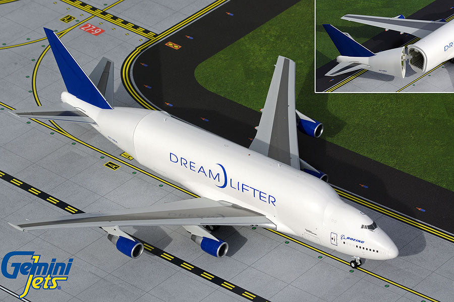 1/200 B747-400LCF Dreamlifter N7188A with Opening Fuselage