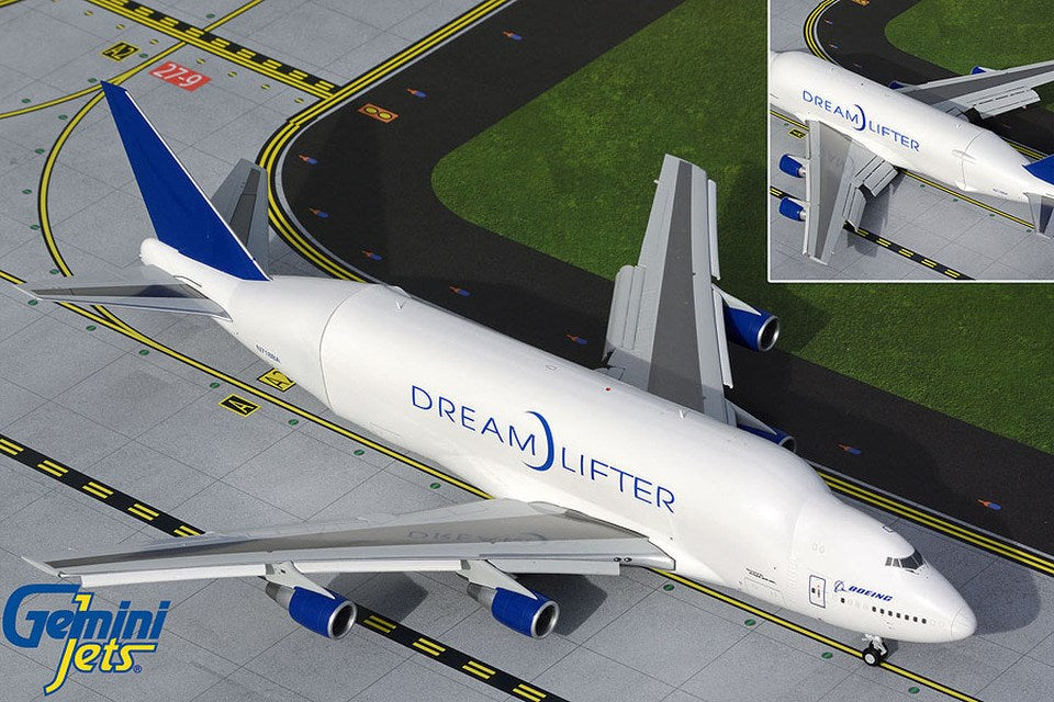 1/200 B747-400LCF Dreamlifter (Flaps Down) N7188A with Opening Fuselage