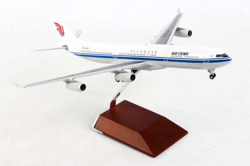 1/200 A340-300 AirChina B-2389