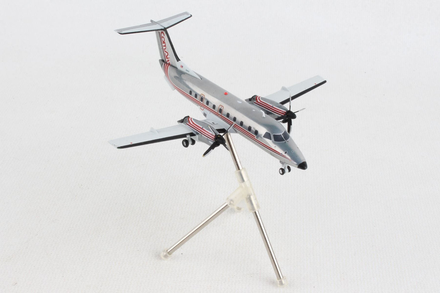 1/200 Comair EMB-120RT Brasilia N137H