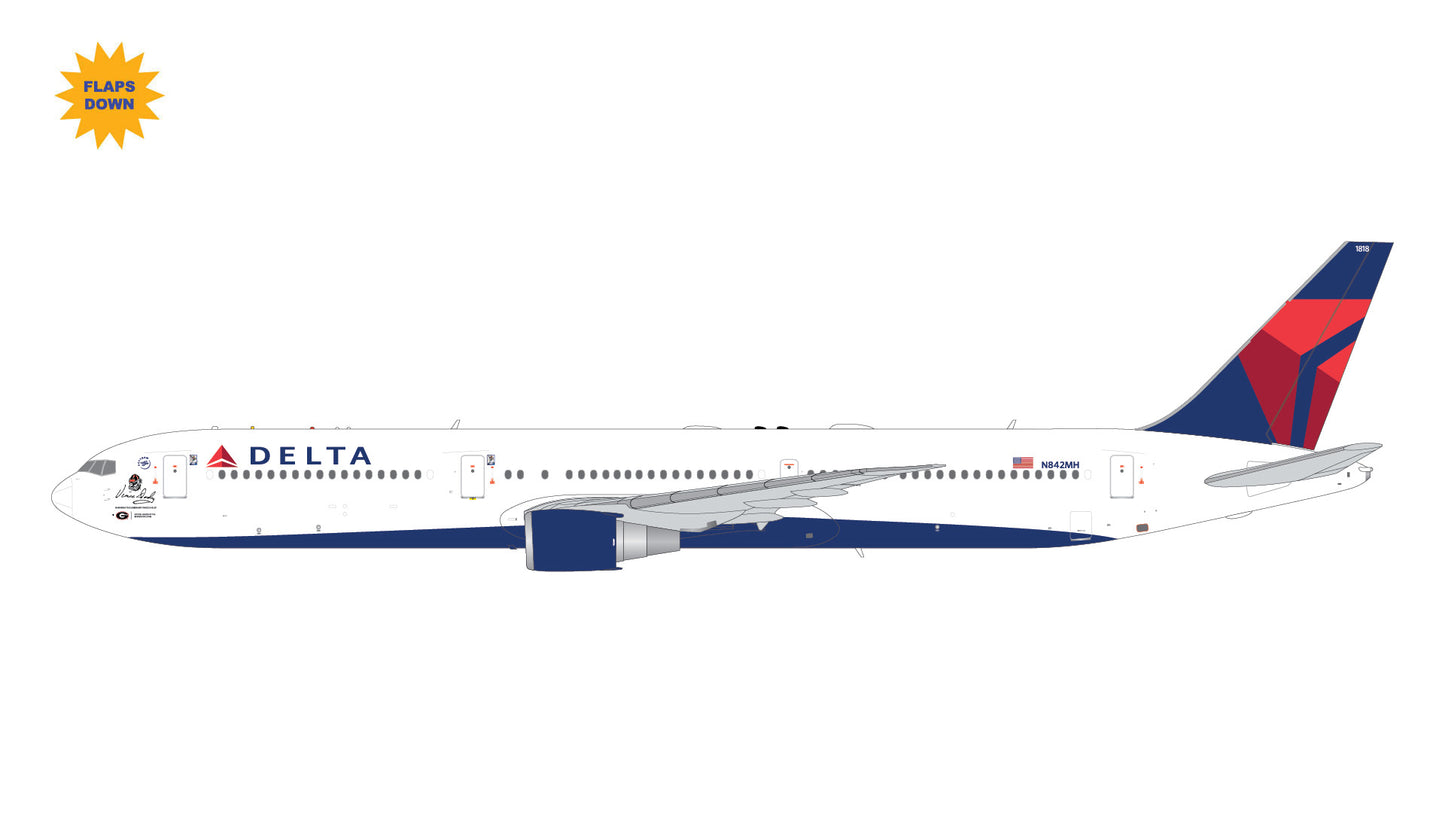 1/200 Delta Air Lines B767-400ER N842MH "Vince Dooley" (Flaps Down)