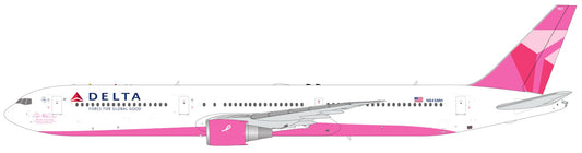 1/200 Delta Air Lines B767-400ER N845MH (Pink Plane/breast Cancer)