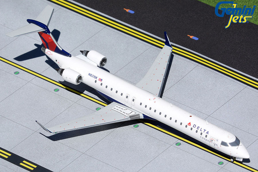 1/200 Delta Connection CRJ900 N821SK