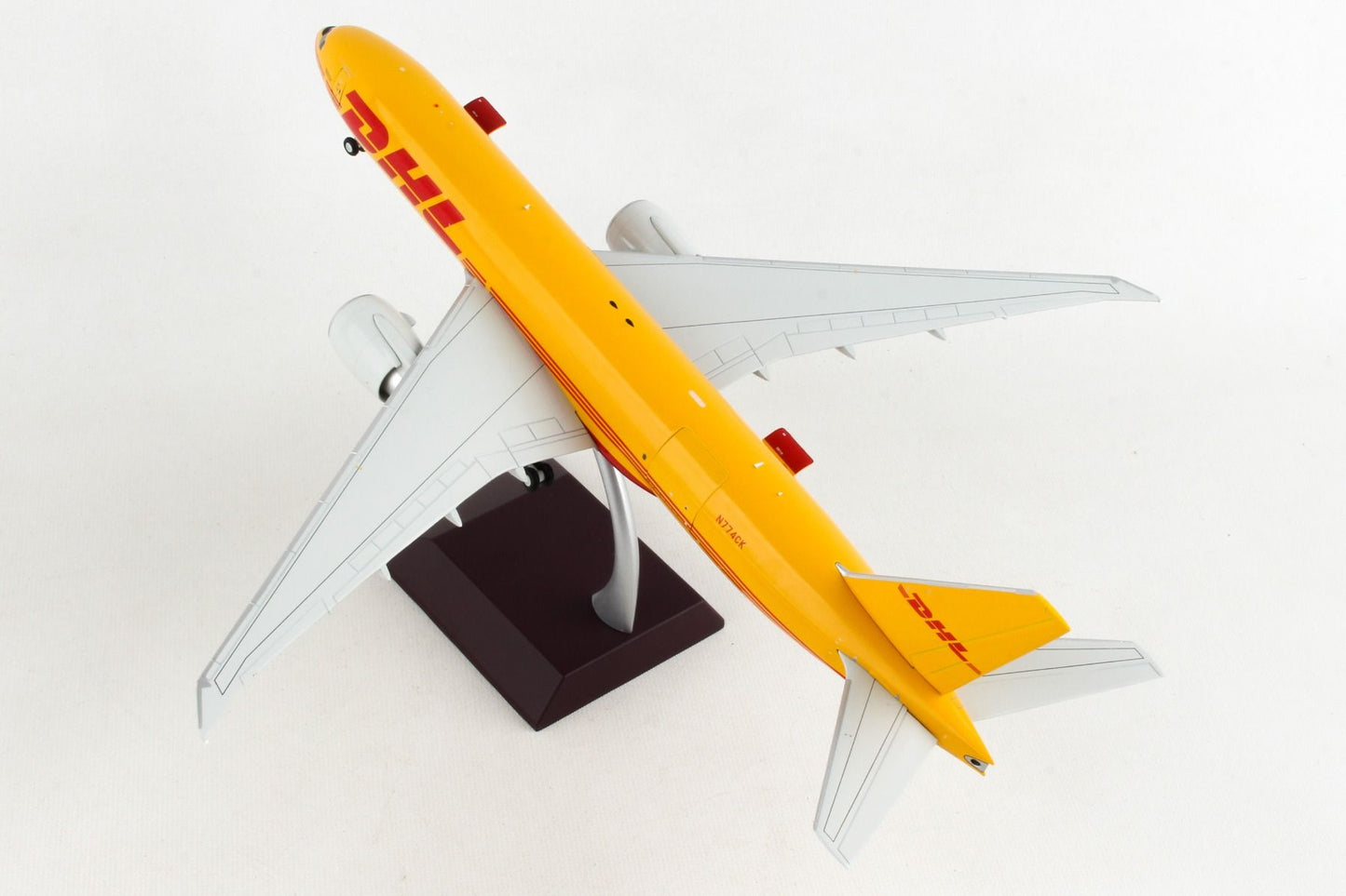 1/200 DHL / Kalitta Air B777-200LRF N774CK Interactive Series