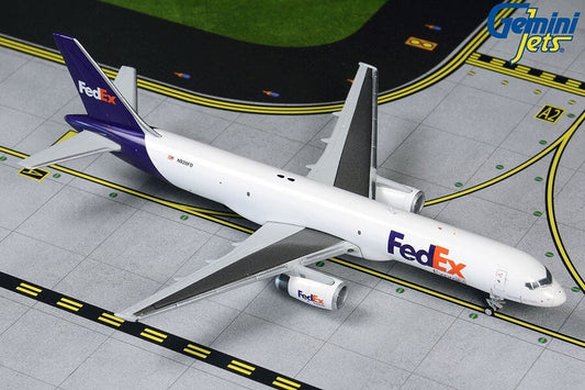 1/400 FedEx B757-200F  N920FD