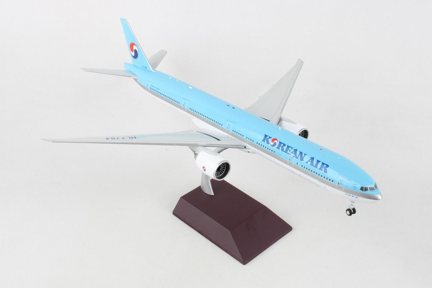 1/200 Korean Air B777-300ER