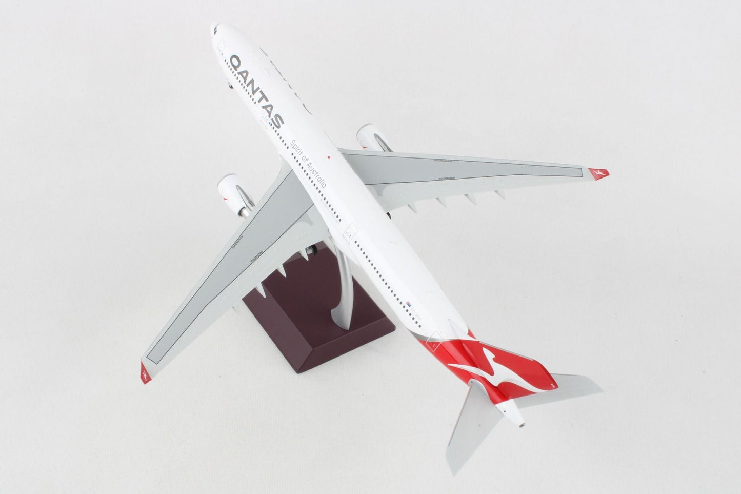 1/200 QANTAS A330-300