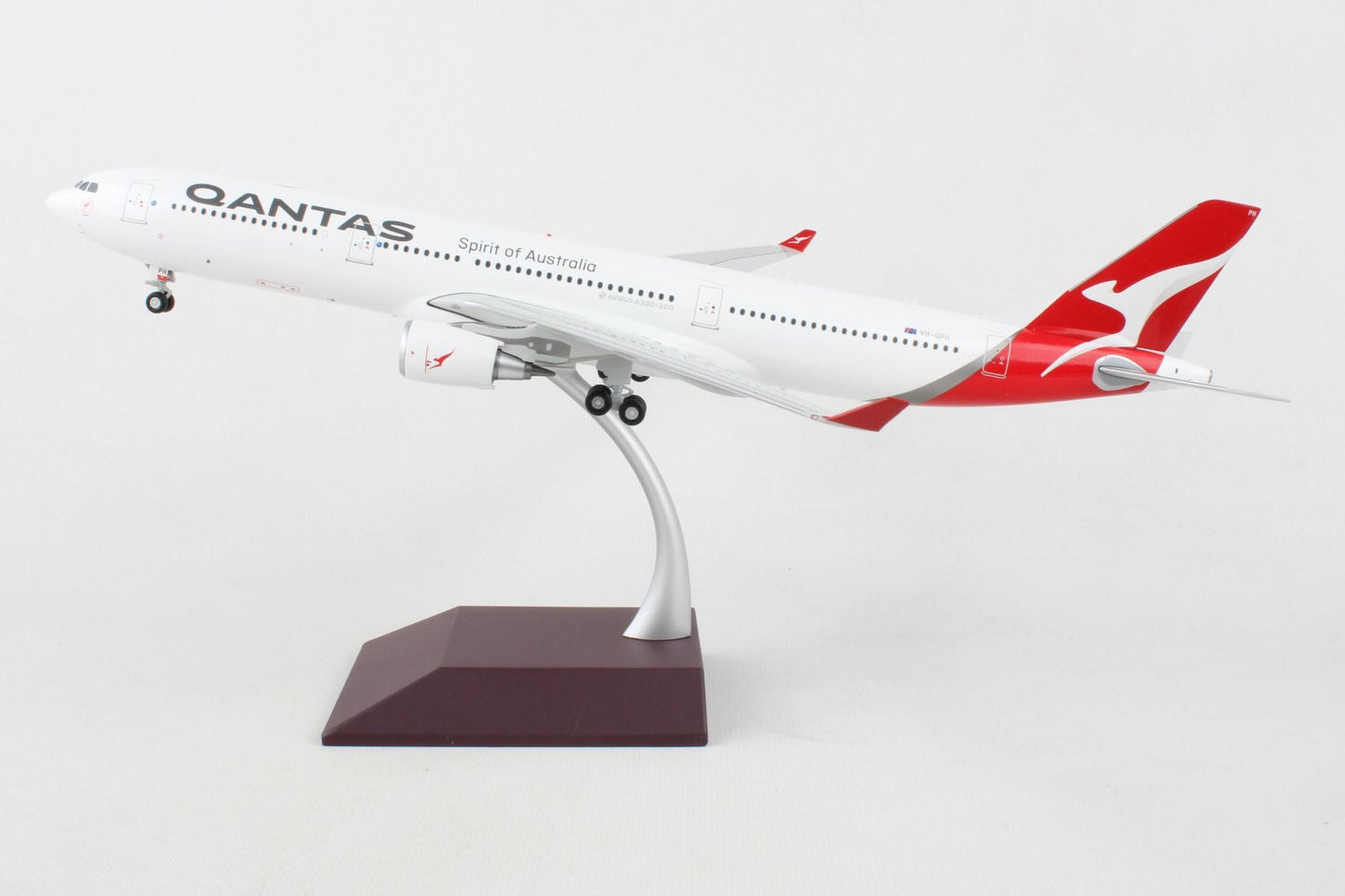 1/200 QANTAS A330-300