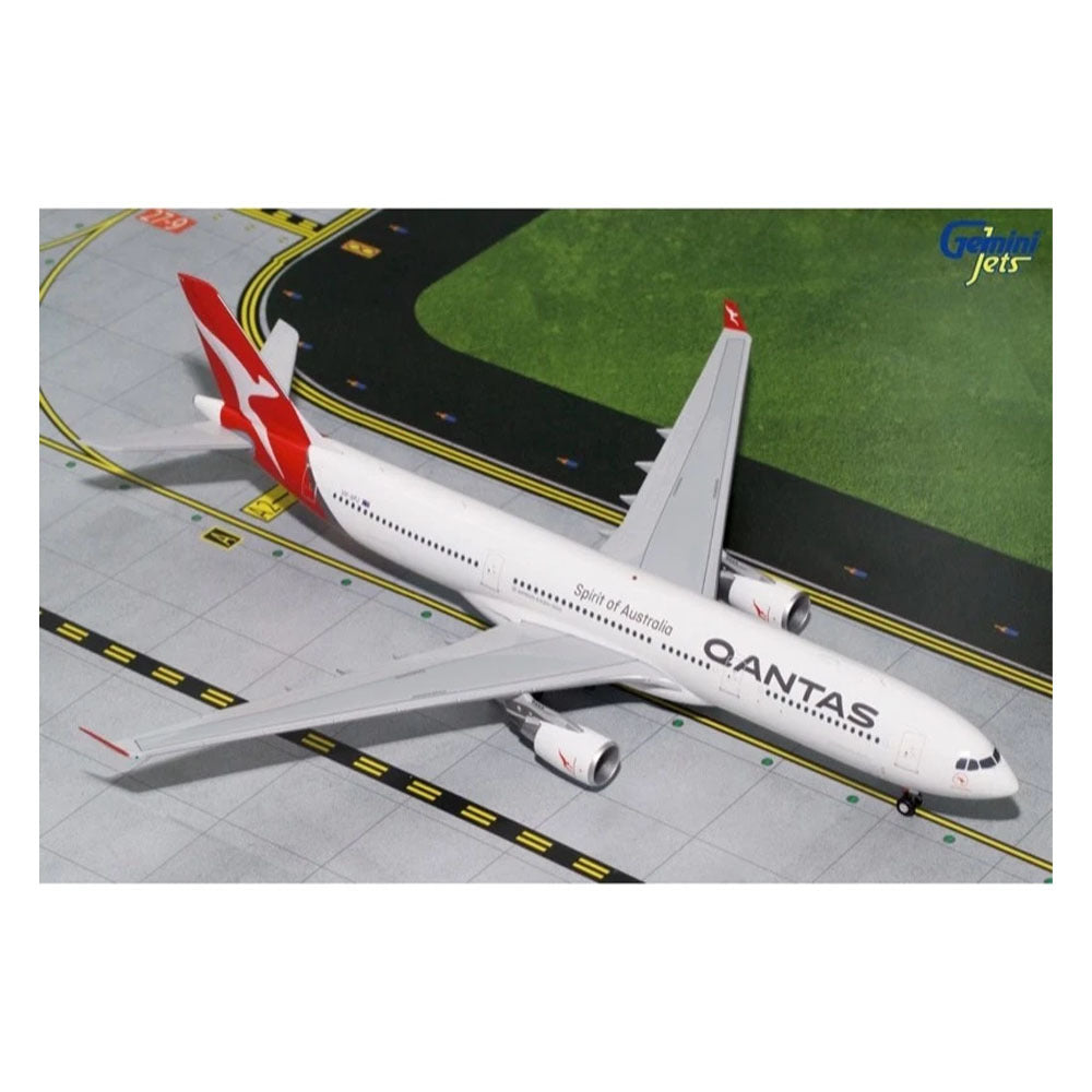 1/200 QANTAS A330-300 VH-QPL