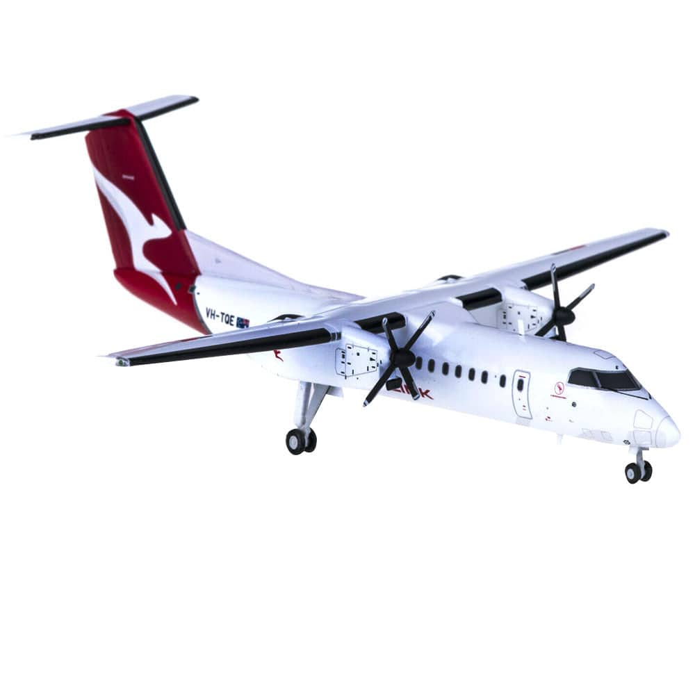 1/200 QantasLink Dash 8-300  VH-TQE