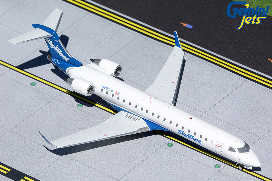 1/200 SkyWest Airlines CRJ700 N604SK