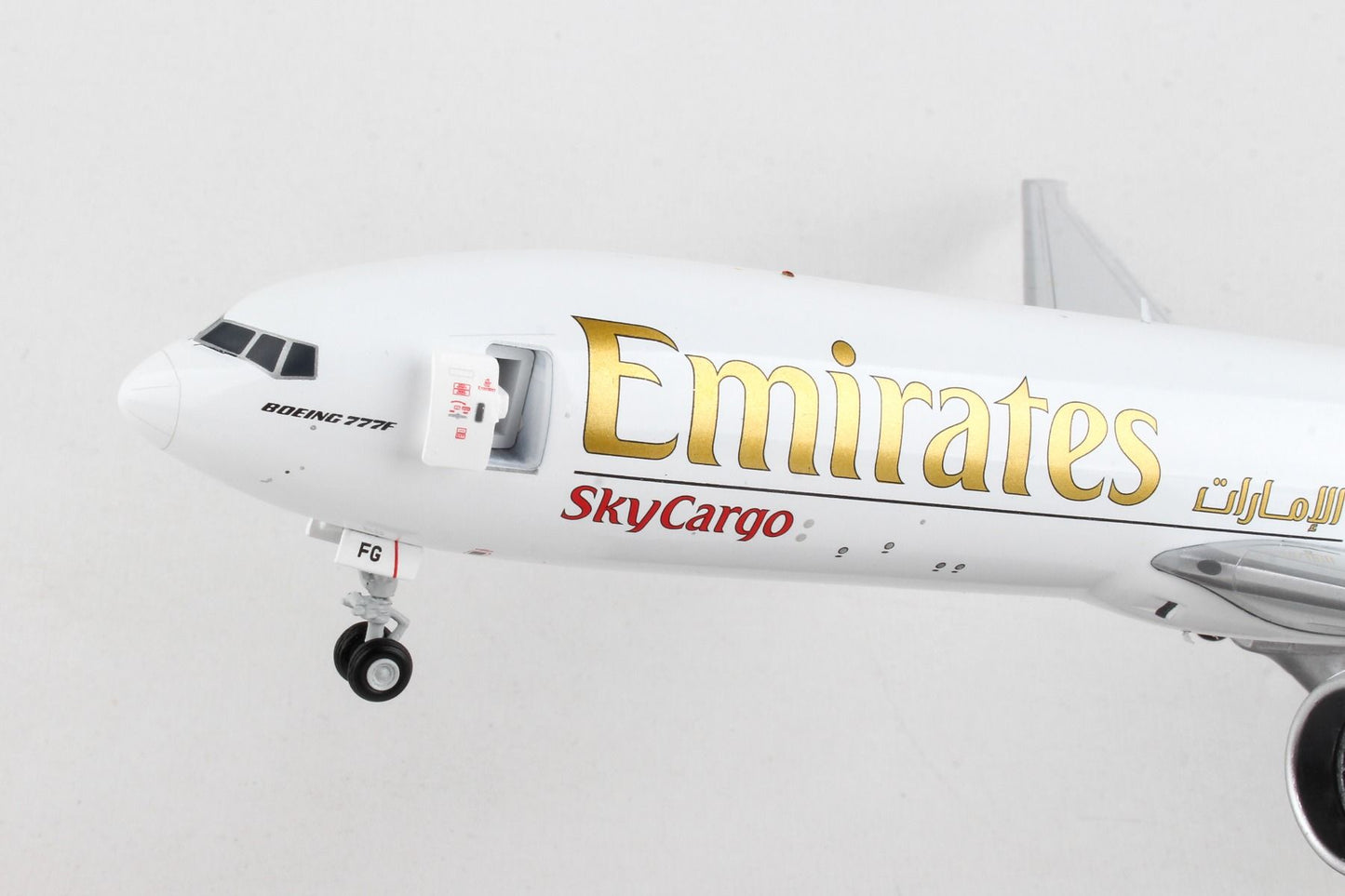 1/200 Emirates SkyCargo B777-200LRF A6-EFG (Interactive Series)