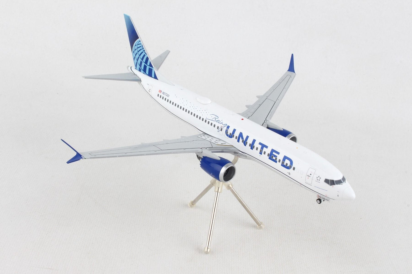 1/200 United Airlines B737 MAX 8 "Being United" N27261