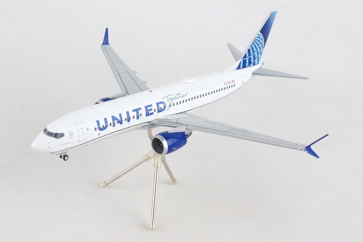 1/200 United Airlines B737 MAX 8 "Being United" N27261