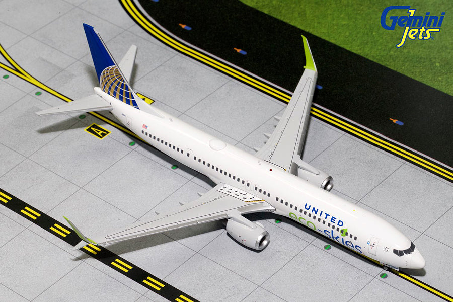 1/200 B737-900(s) United Eco Skies