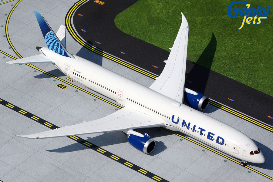 United Airlines B787-10  N12010 New Livery