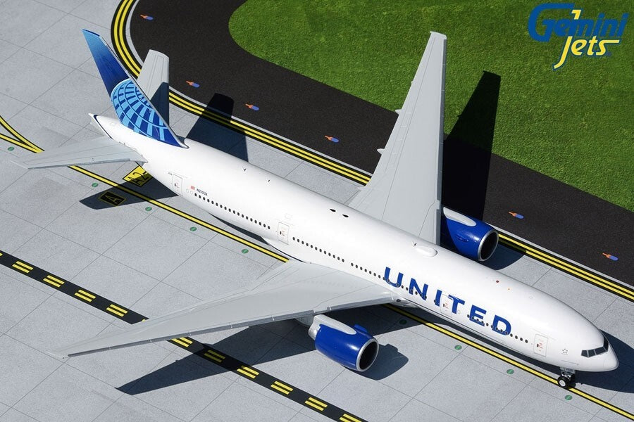 1/200 United Airlines B777-200 New Livery N210UA