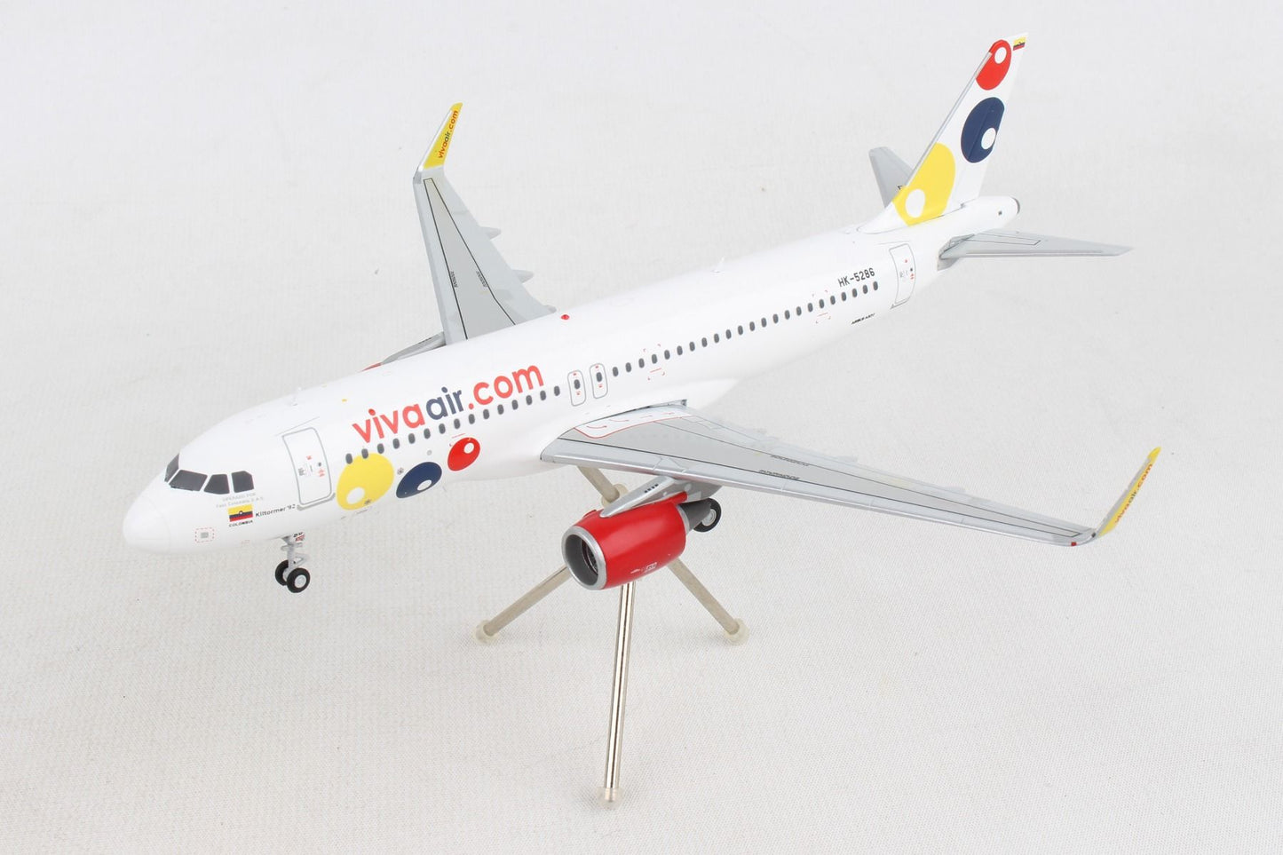 1/200 VIVA AIR A320W