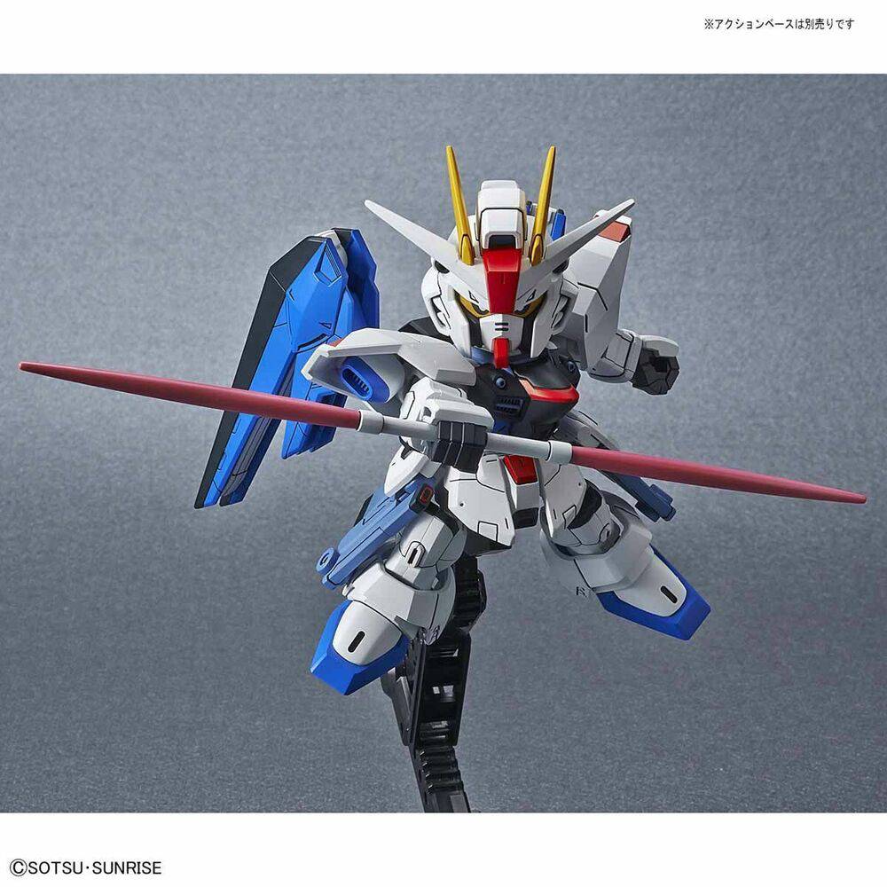 SD GUNDAM CROSS SILHOUETTE FREEDOM GUNDAM