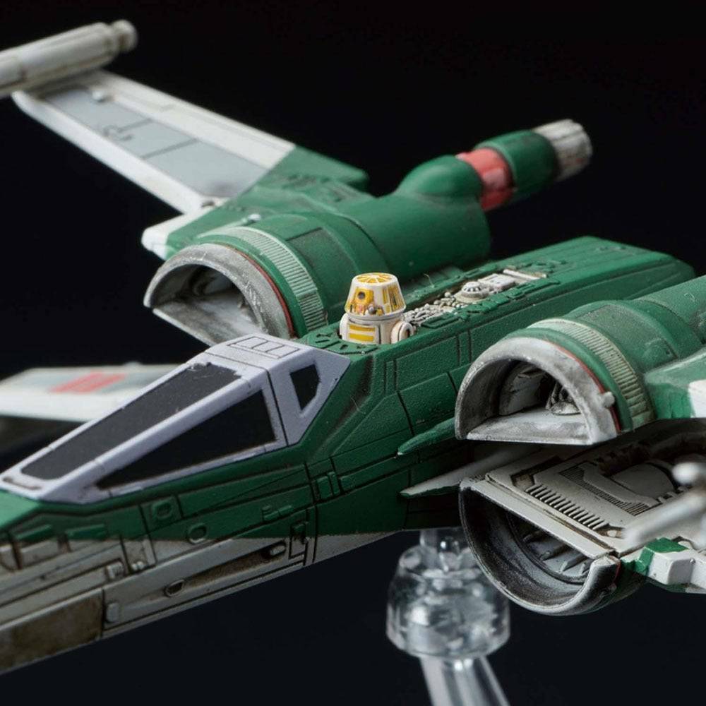 STAR WARS VEHICLE MODEL 017 X-WING FIGHTER (STAR WARS:THE RISE OF SKYWALKER)