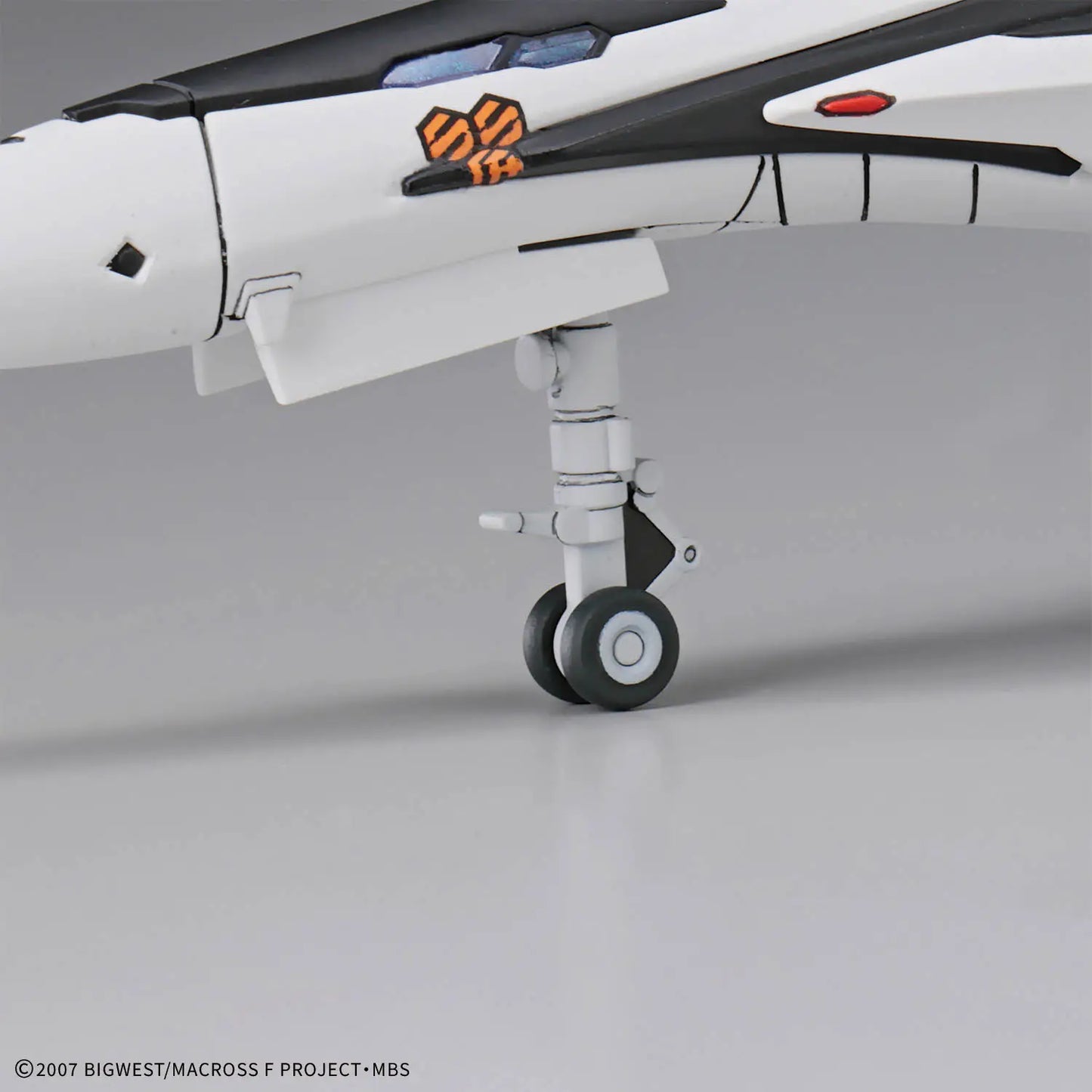 HG 1/100 VF-25F Messiah Valkyrie Alto Custom Deluxe Set