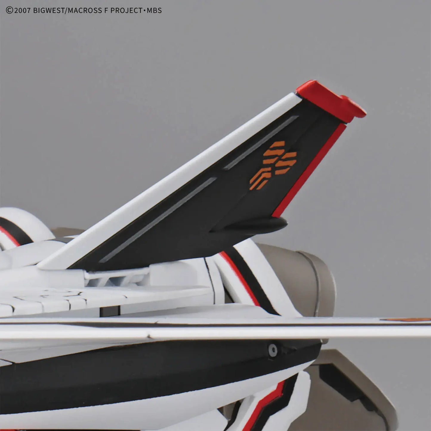 HG 1/100 VF-25F Messiah Valkyrie Alto Custom Deluxe Set