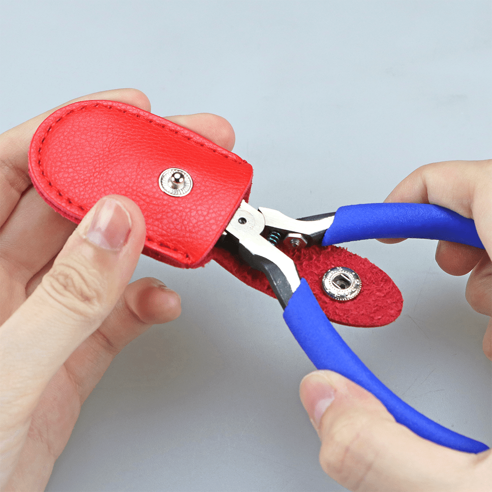 Nipper Cap With Button